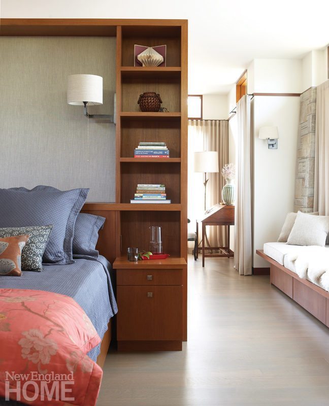 A Home On Martha S Vineyard Inspired By Frank Lloyd Wright Master Bedroom Of Frank Lloyd Wright Inspired Home On Martha S Vineyard Designed By Debra Cedeno
