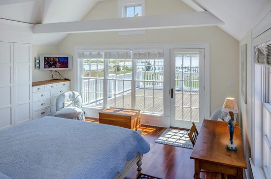 Martha's Vineyard Coastal Real Estate Master Bedroom 