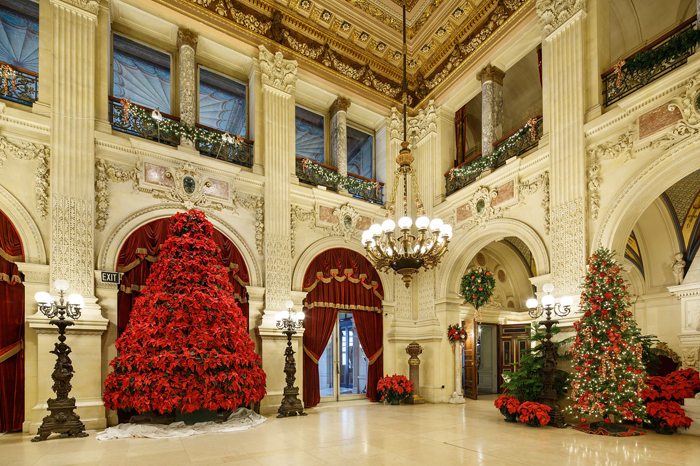 Holiday house tours Christmas at the Newport Mansions