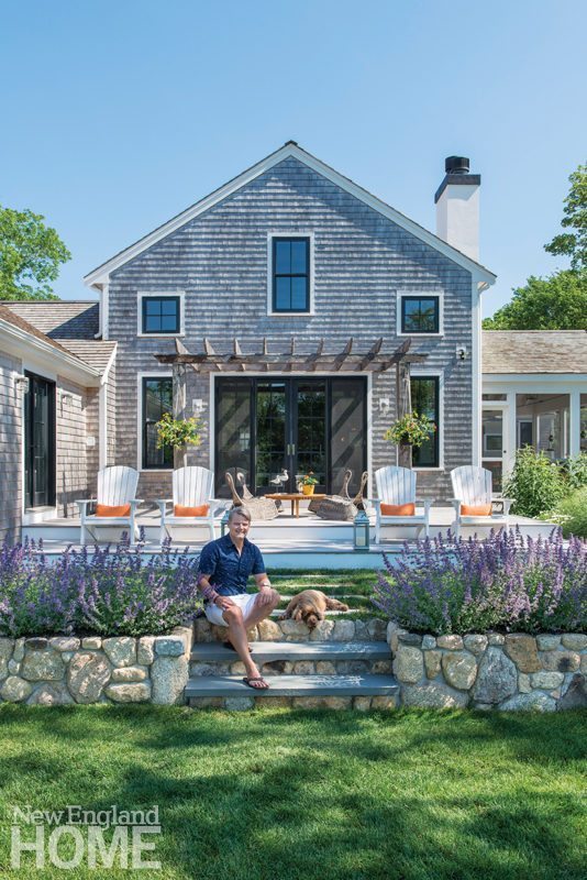 Stylishly Red Cape Cod S Amos Otis House New England Home The Pergola Extending Off House Was Built With Wood Salvaged From Original Structure